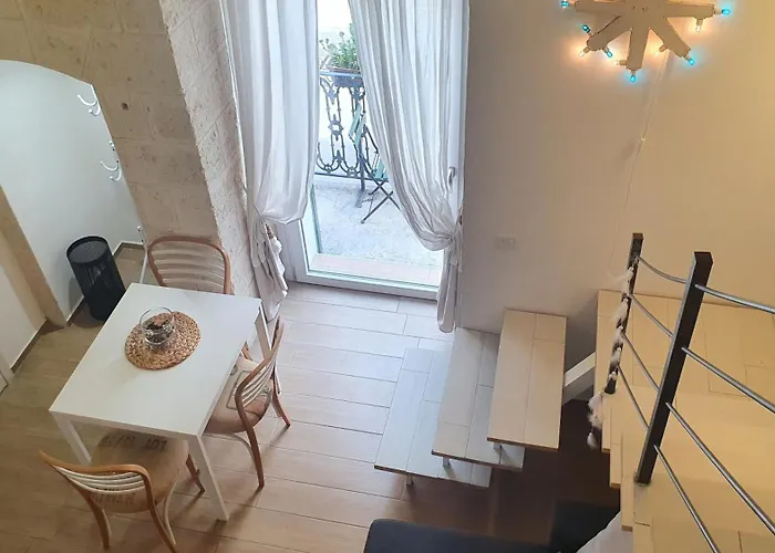 Station - Centro בית הארחה בארי