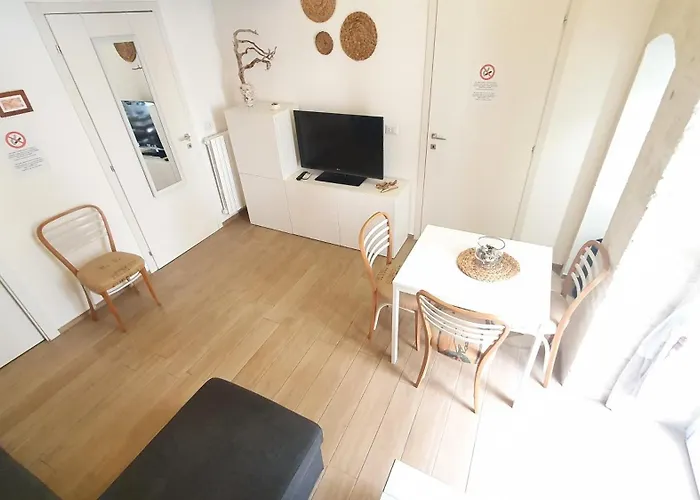 Station - Centro בארי