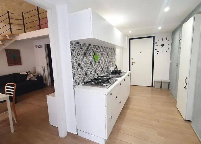 Station - Centro בית הארחה בארי