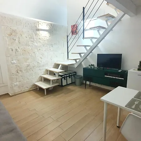 Station - Centro Πανσιόν 3*